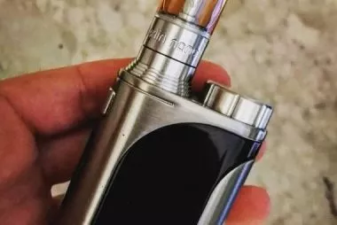 Augvape Merlin Nano MTL RTA - a slender old-school cigarette